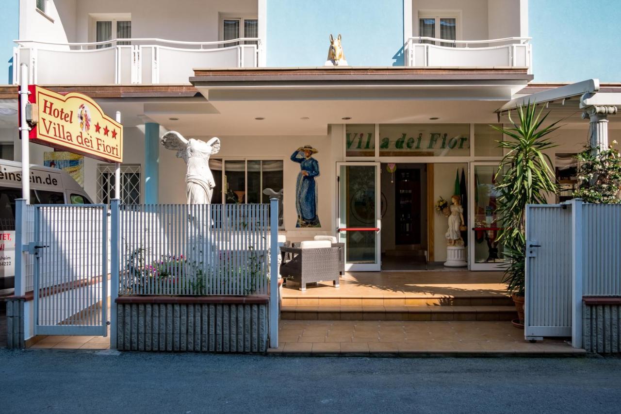 Hotel Villa Dei Fiori - Sul Mare Con Piscina Viserbella di Rimini Buitenkant foto